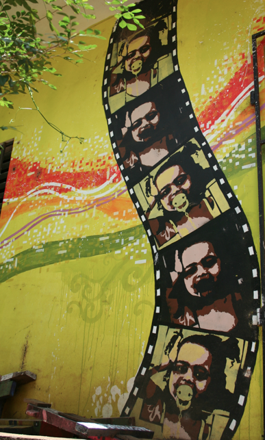 Mural en una de las paredes del Centro Cultural Atelier Favela