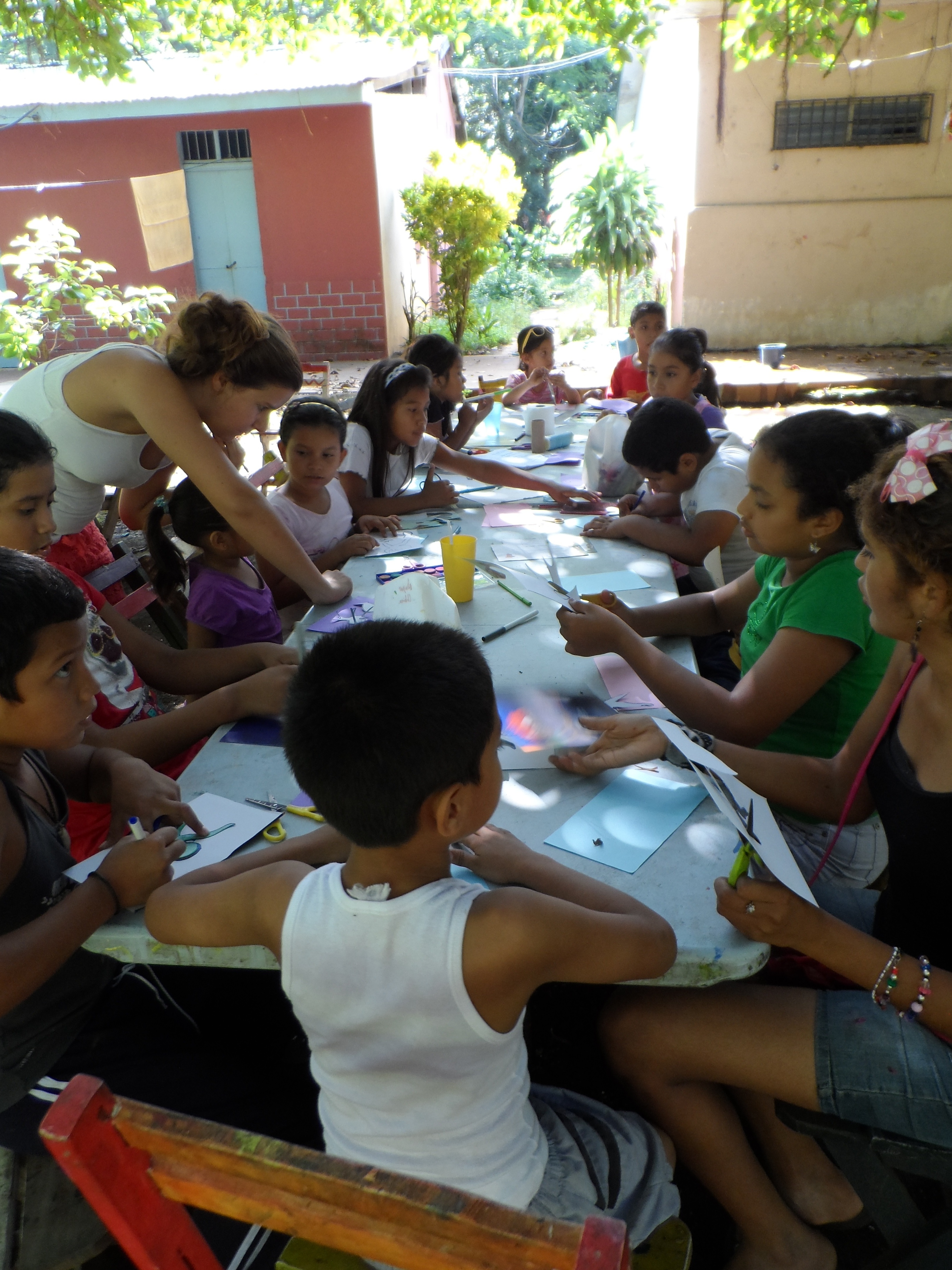 Clases de pintura en el Centro Cultural Atelier Favela