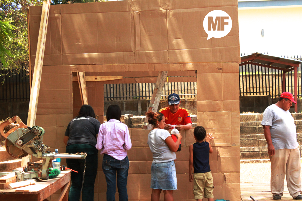 Casas experimentales de cartón