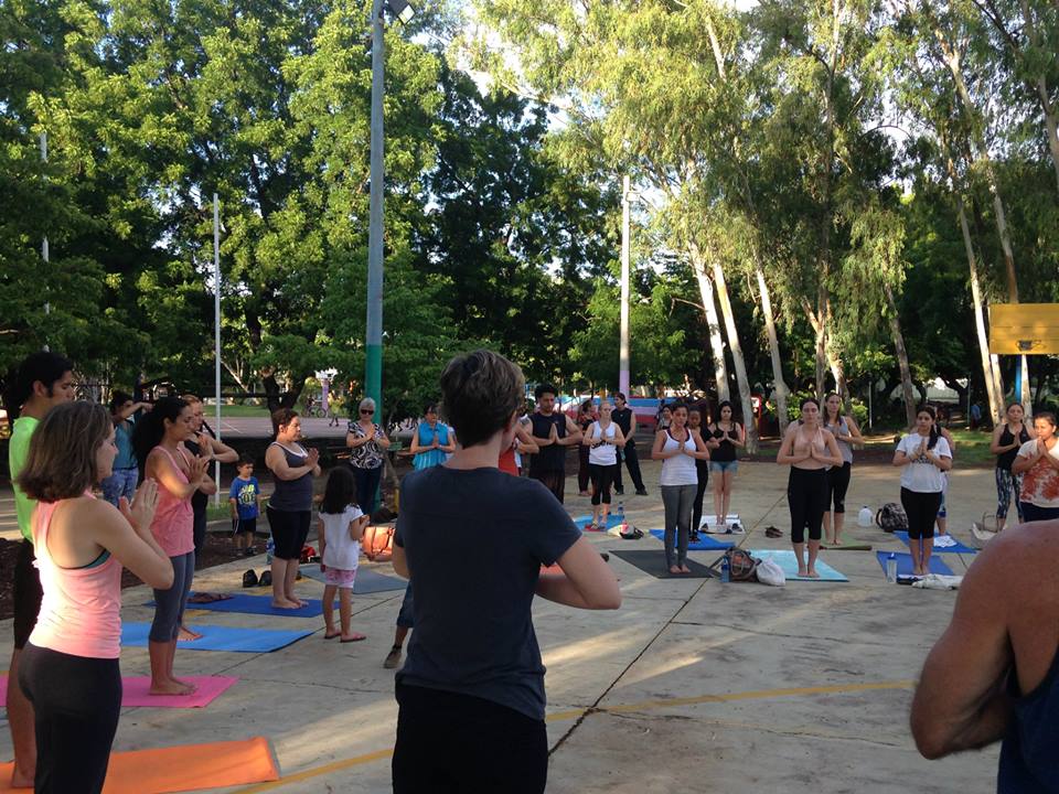 Un año de Yoga Urbano en la furiosa