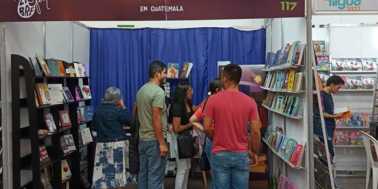 Librefem: la primera librería feminista de Guatemala