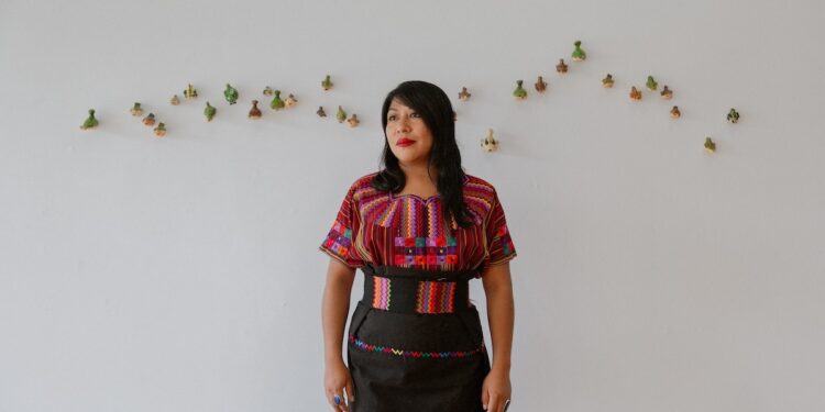 Marilyn Boror: «Mi objetivo es mostrar la resistencia y la fuerza de nuestras culturas»